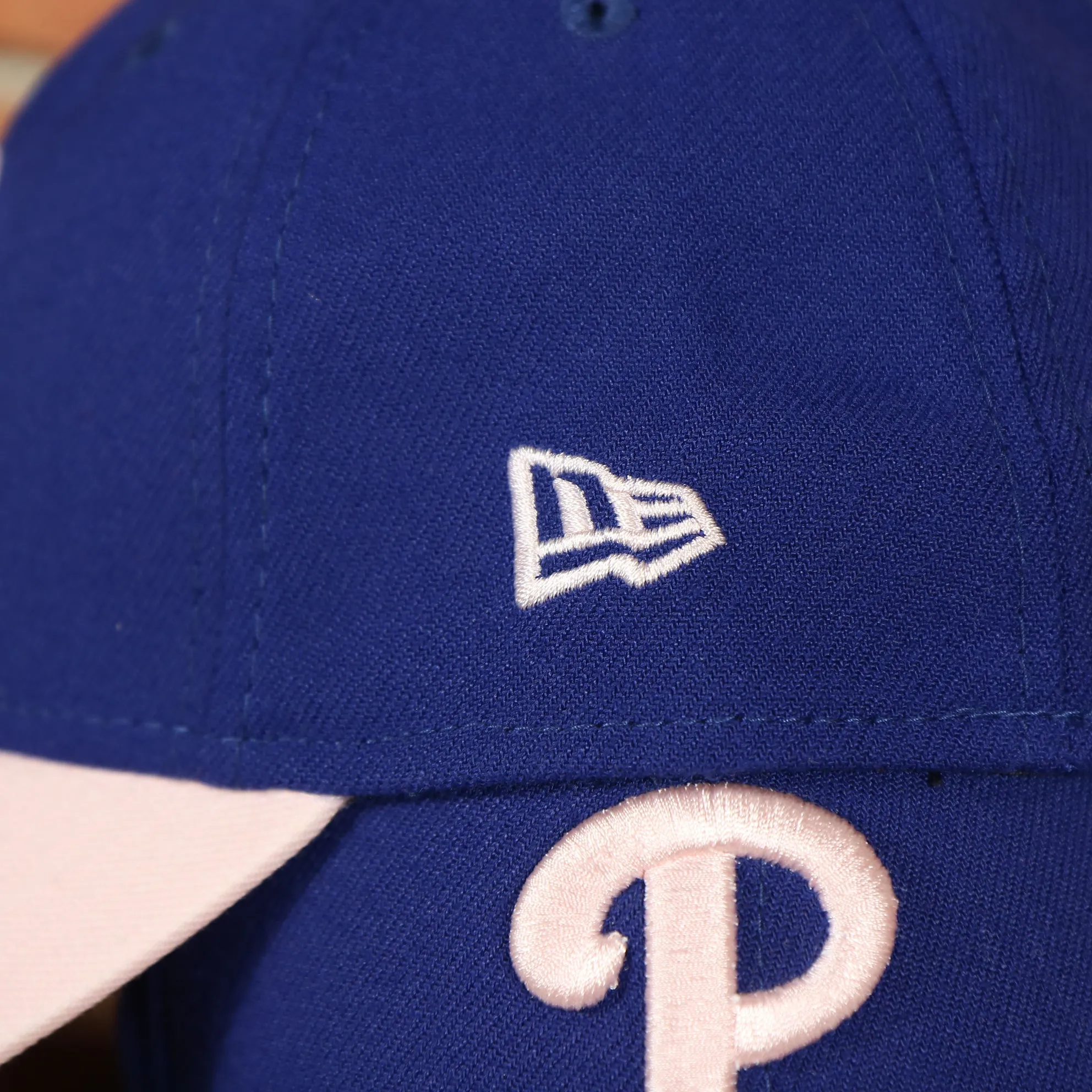 Philadelphia Phillies 2019 Mother's Day Blue on Pink 39Thirty Flexfit Cap