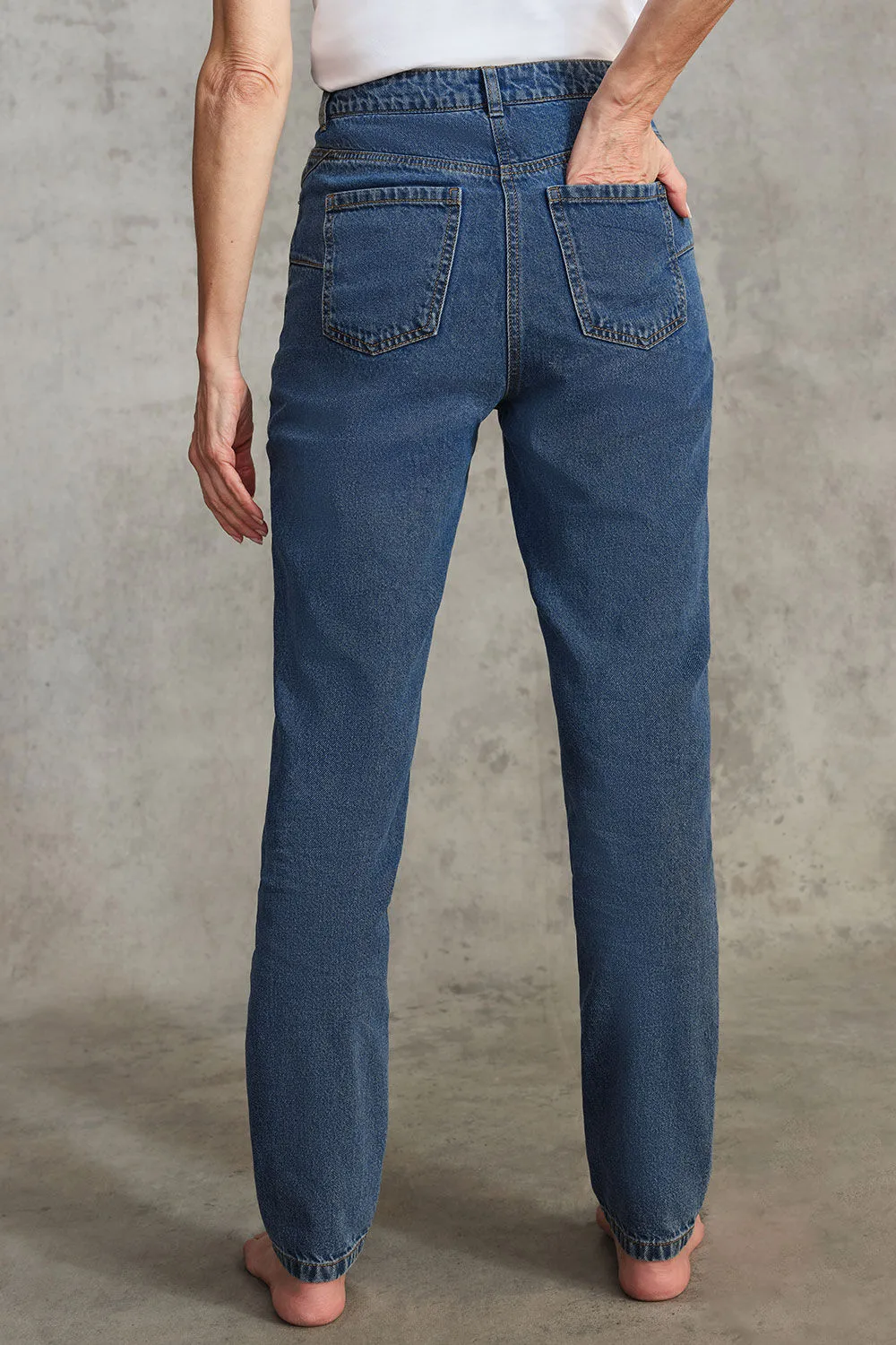 The MOLLIE Mom Jeans