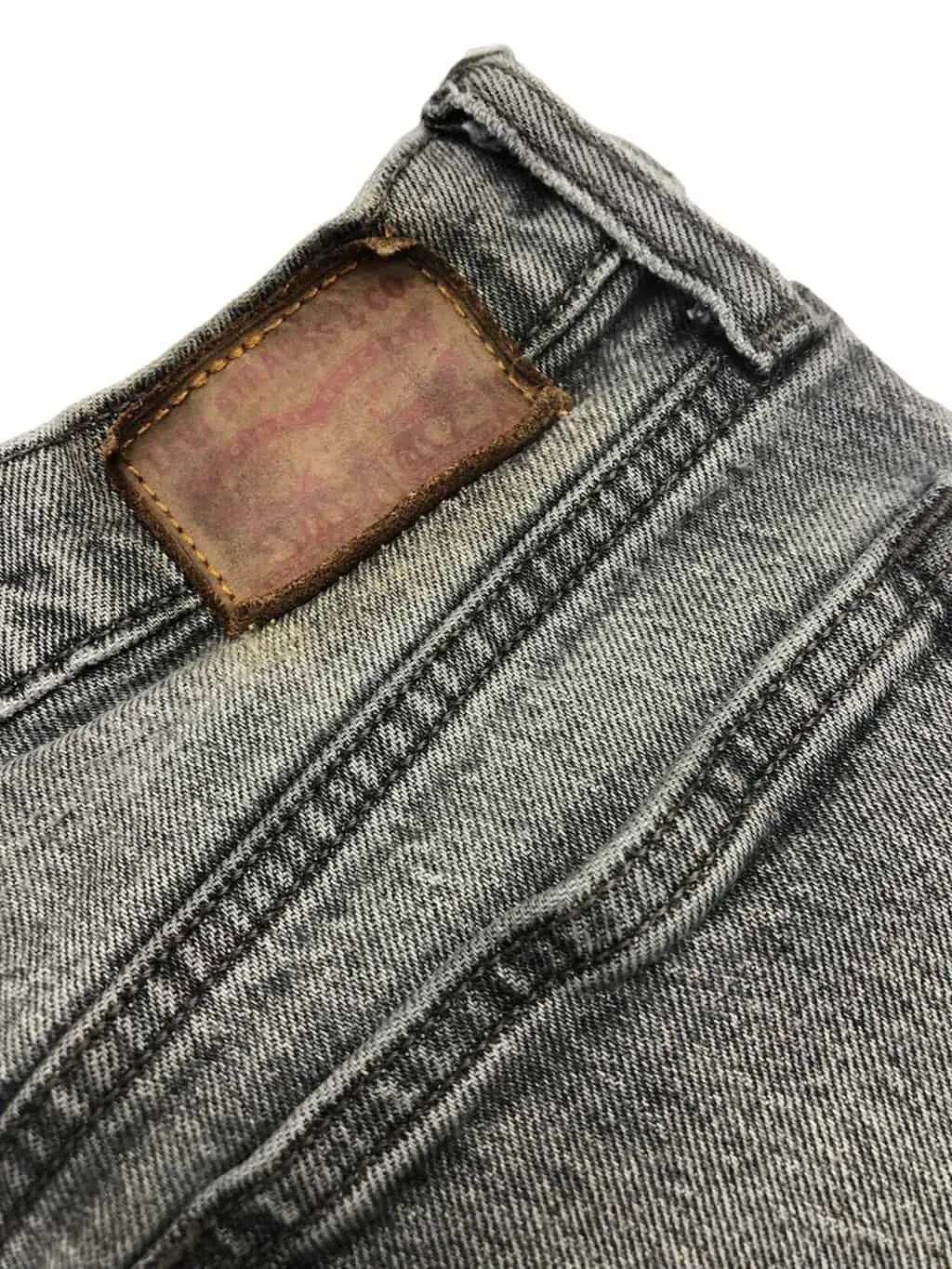 Vintage 1990s Levis 501 student fit jeans in fade-wash grey – W28 x L30